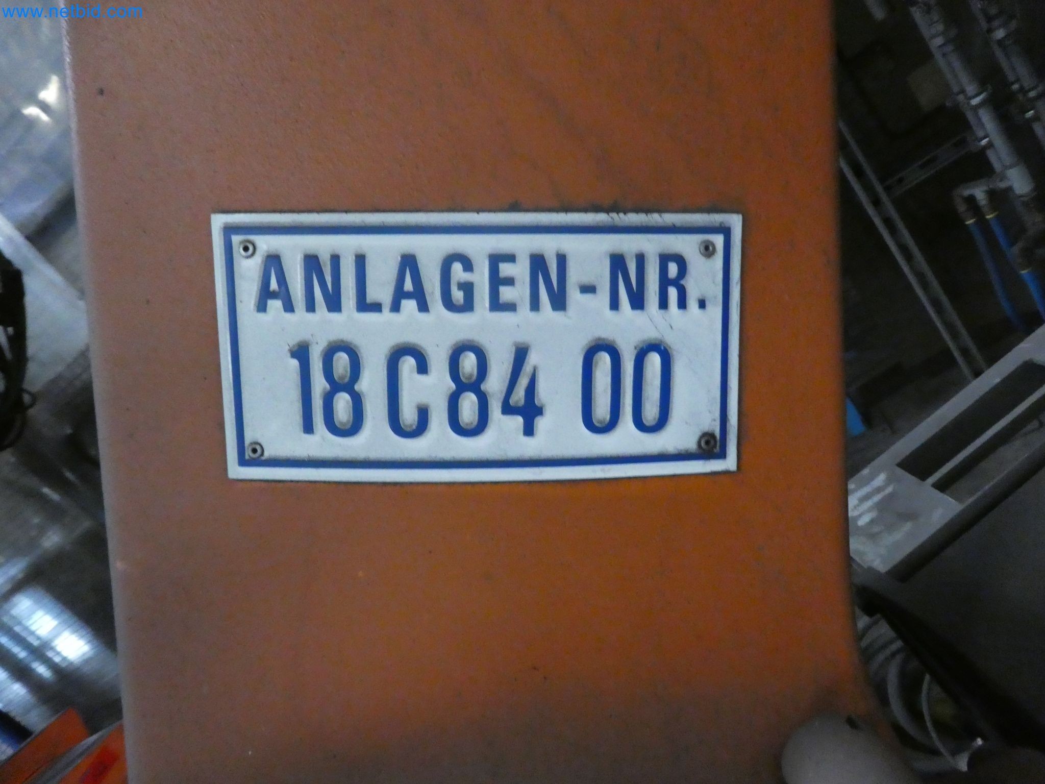 Robots, welding equipment and assembly accessories from the automotive industry-24