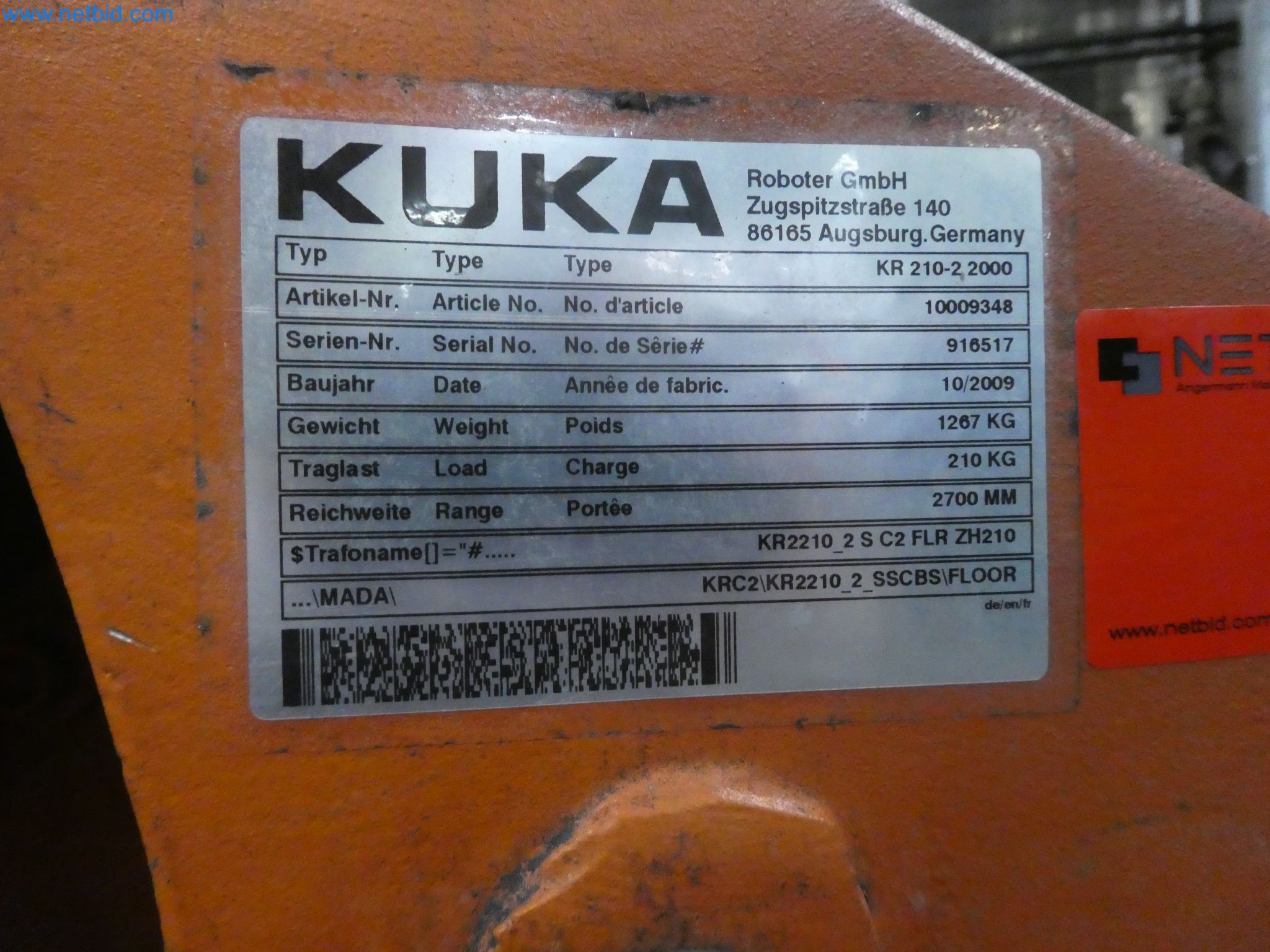 Robots, welding equipment and assembly accessories from the automotive industry-28