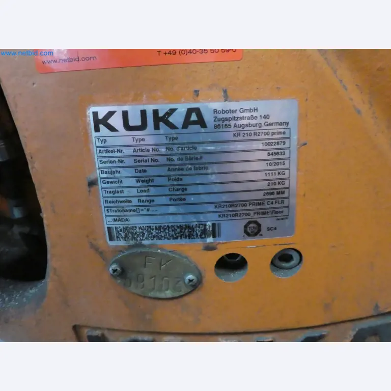 Robots, welding equipment and assembly accessories from the automotive industry-29