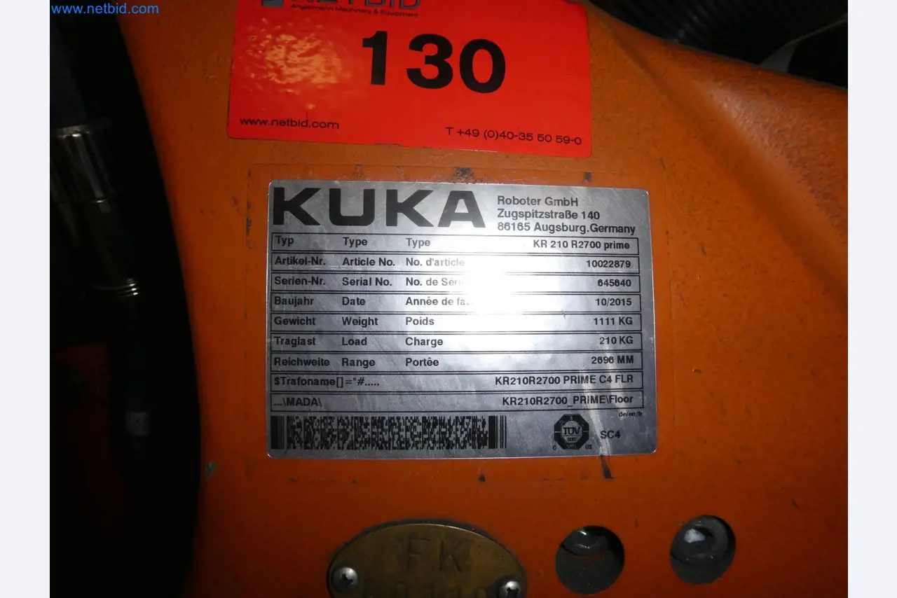 Robots, welding equipment and assembly accessories from the automotive industry-43