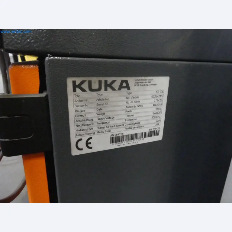 Robots, welding equipment and assembly accessories from the automotive industry-47