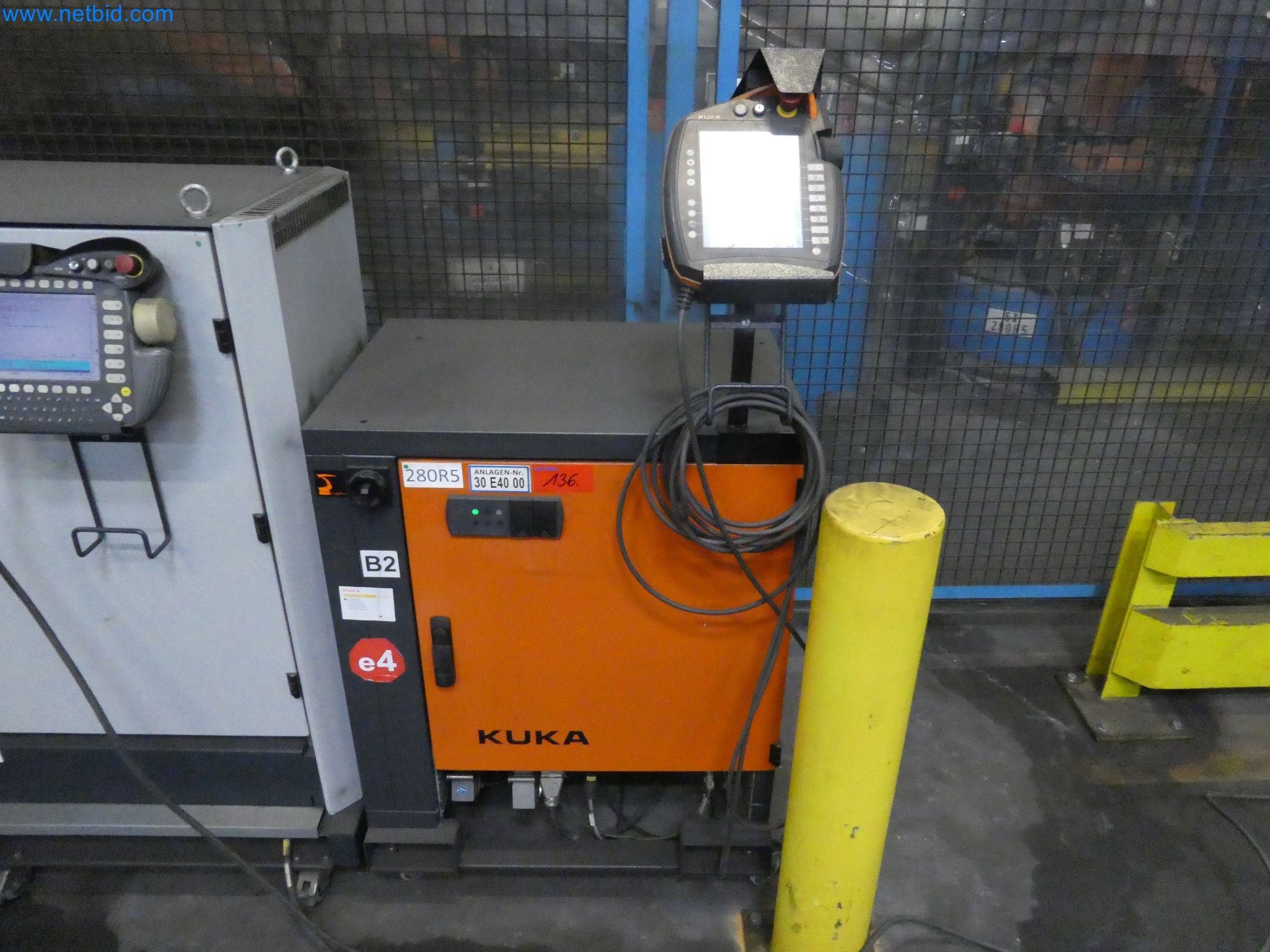 Robots, welding equipment and assembly accessories from the automotive industry-52