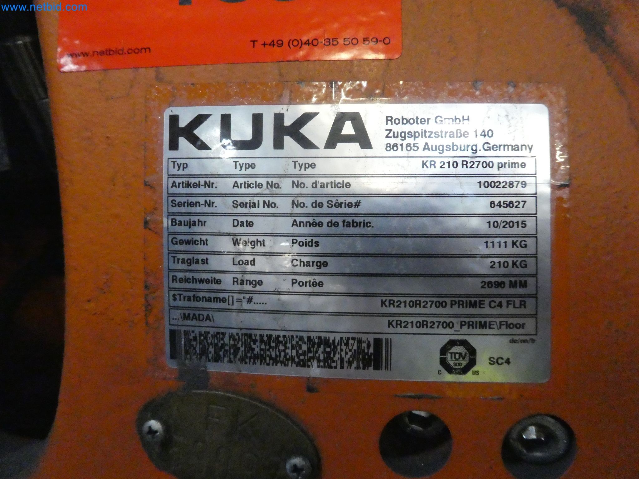 Robots, welding equipment and assembly accessories from the automotive industry-55