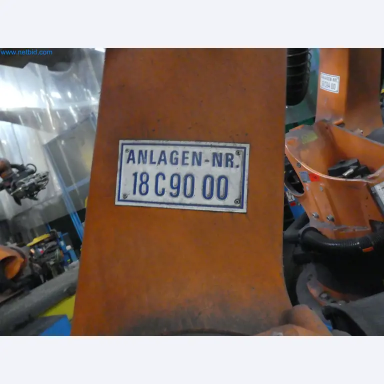 Robots, welding equipment and assembly accessories from the automotive industry-61