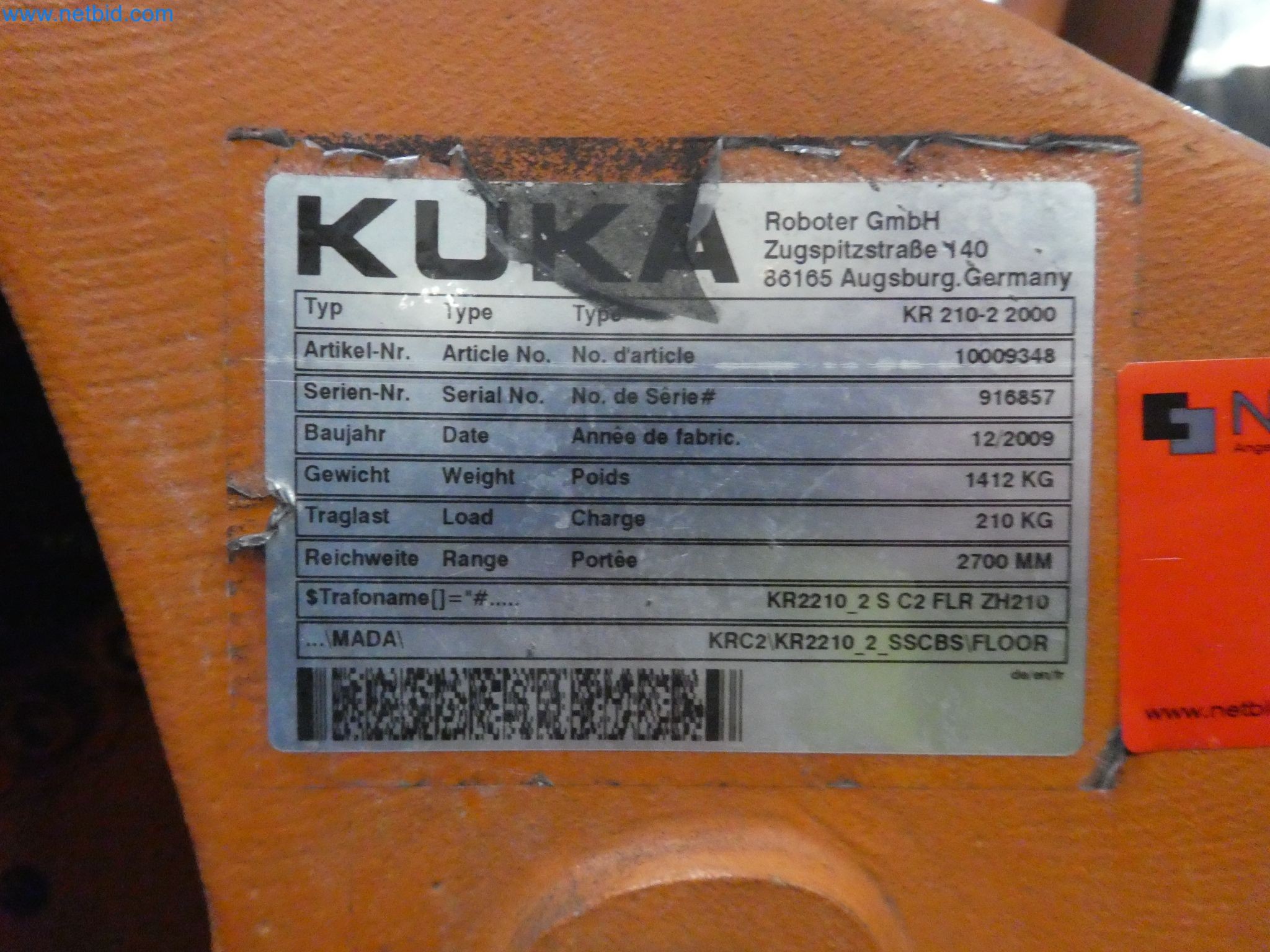 Robots, welding equipment and assembly accessories from the automotive industry-62