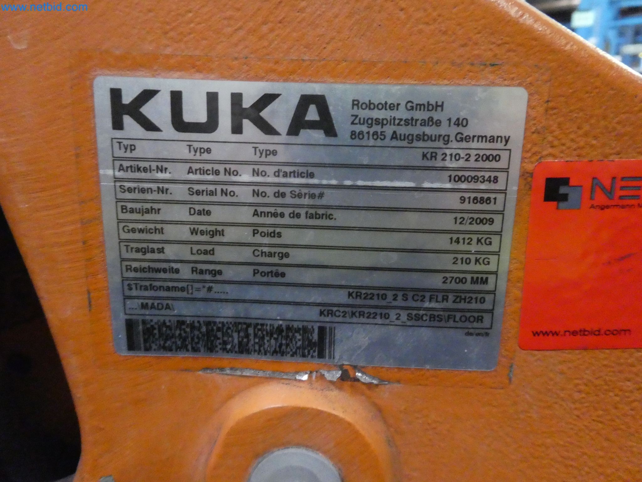 Robots, welding equipment and assembly accessories from the automotive industry-68