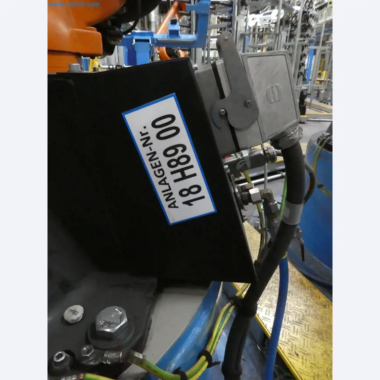 Robots, welding equipment and assembly accessories from the automotive industry-74