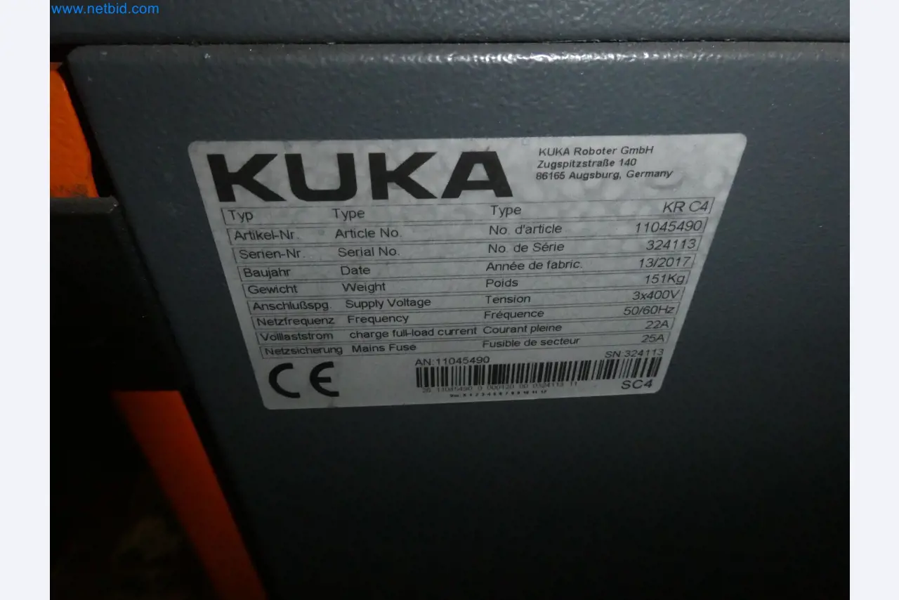 Robots, welding equipment and assembly accessories from the automotive industry-76