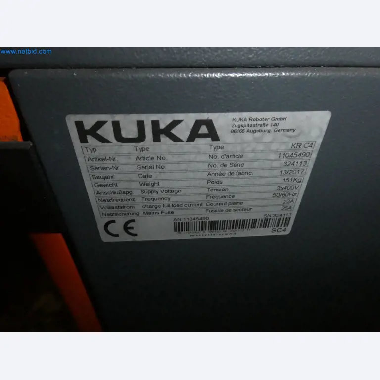 Robots, welding equipment and assembly accessories from the automotive industry-76