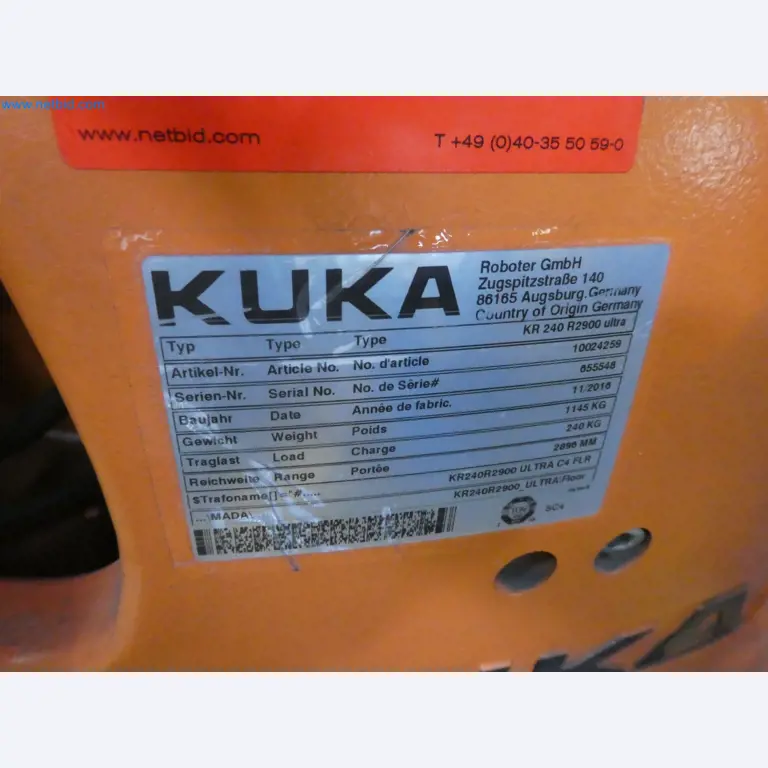 Robots, welding equipment and assembly accessories from the automotive industry-79