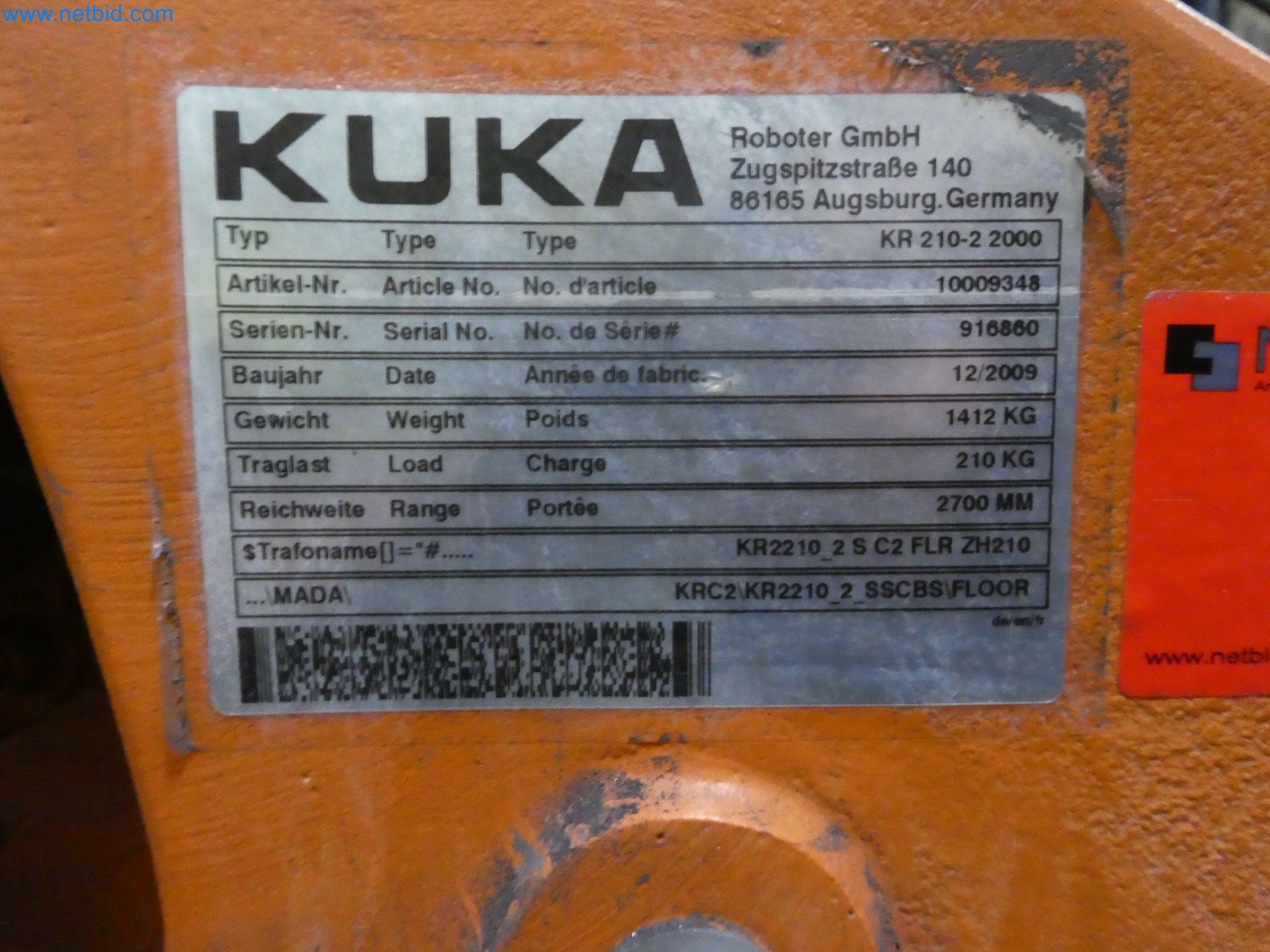 Robots, welding equipment and assembly accessories from the automotive industry-7