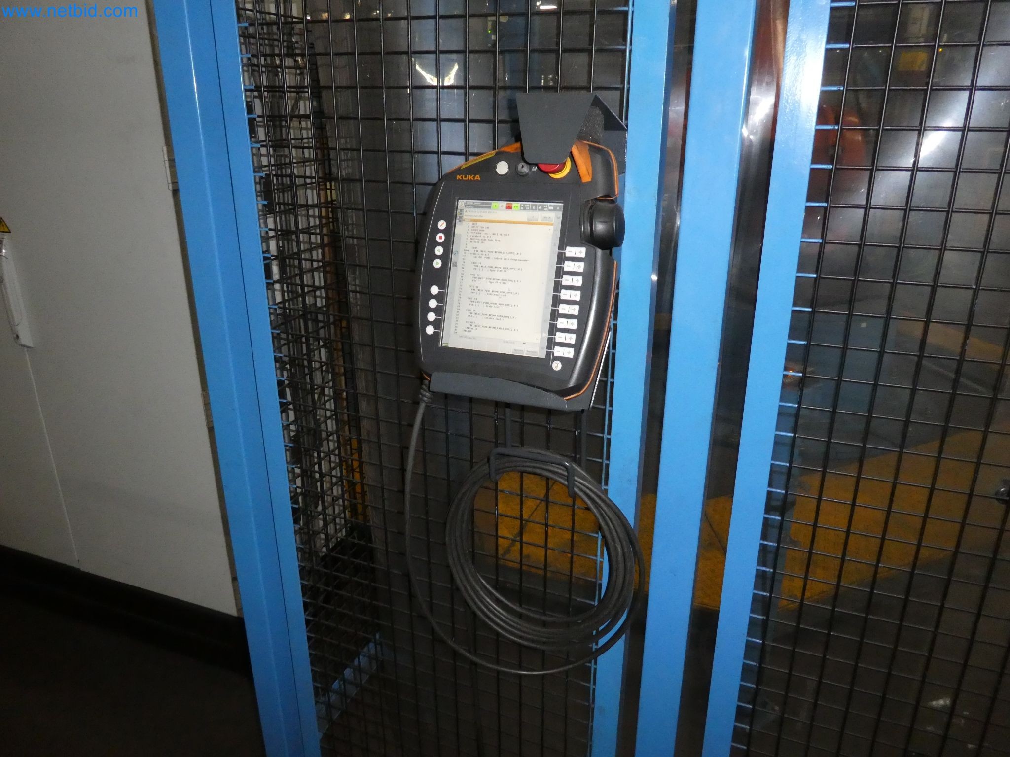 Robots, welding equipment and assembly accessories from the automotive industry-80