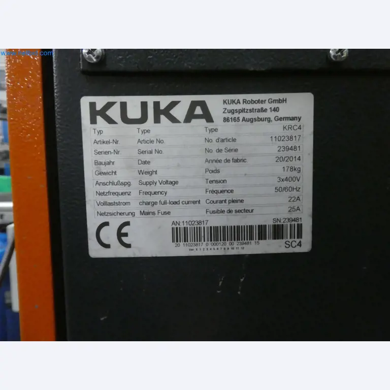 Robots, welding equipment and assembly accessories from the automotive industry-89