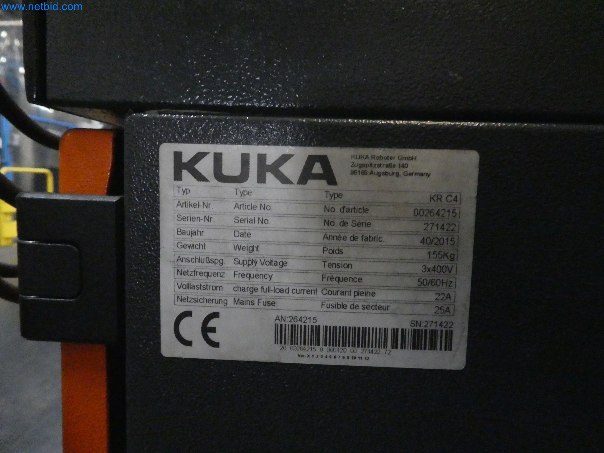 Robots, welding equipment and assembly accessories from the automotive industry-8