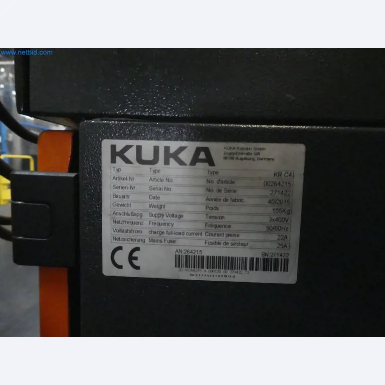 Robots, welding equipment and assembly accessories from the automotive industry-8