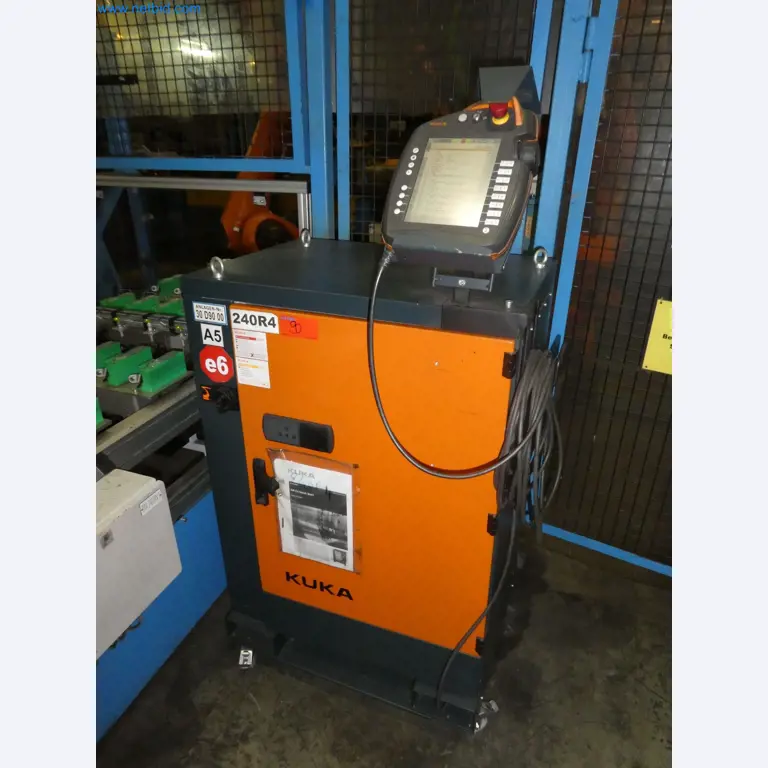 Robots, welding equipment and assembly accessories from the automotive industry-90