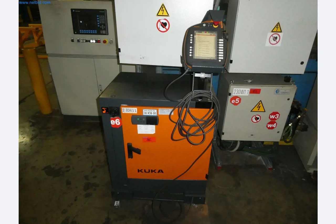 Robots, welding equipment and assembly accessories from the automotive industry-91