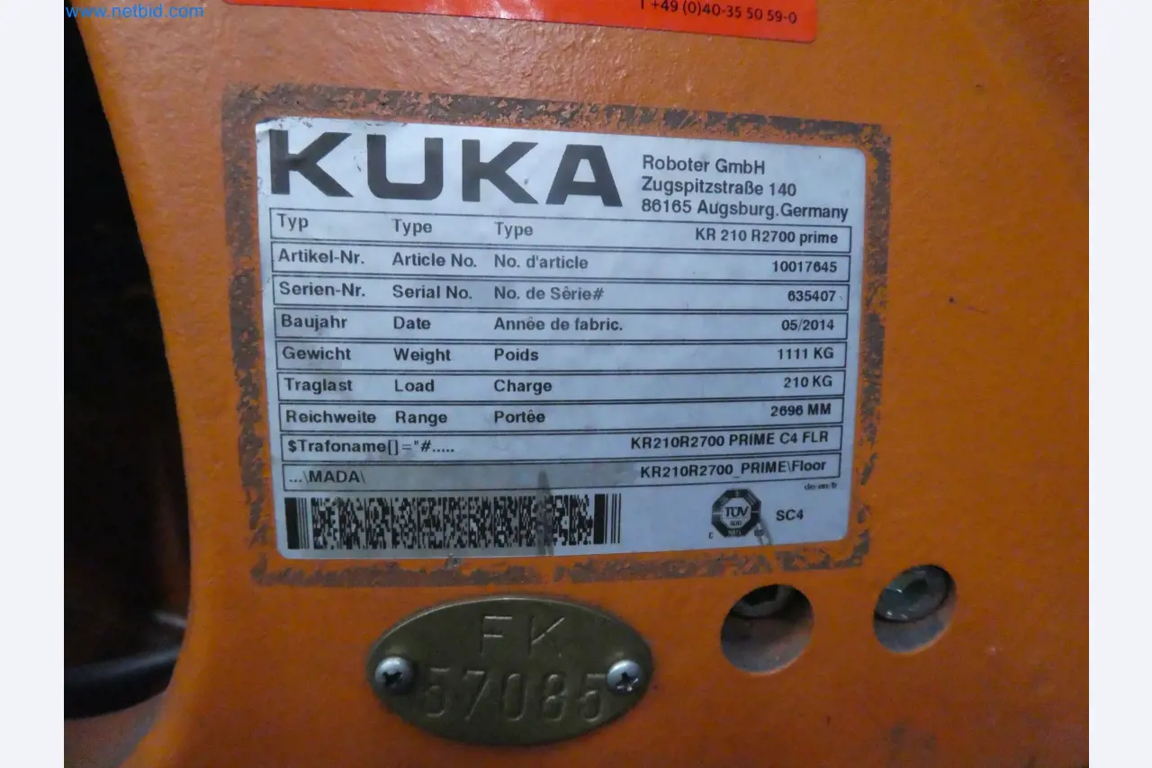 Robots, welding equipment and assembly accessories from the automotive industry-93