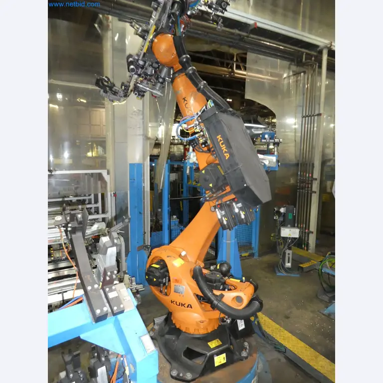 Robots, welding equipment and assembly accessories from the automotive industry-96