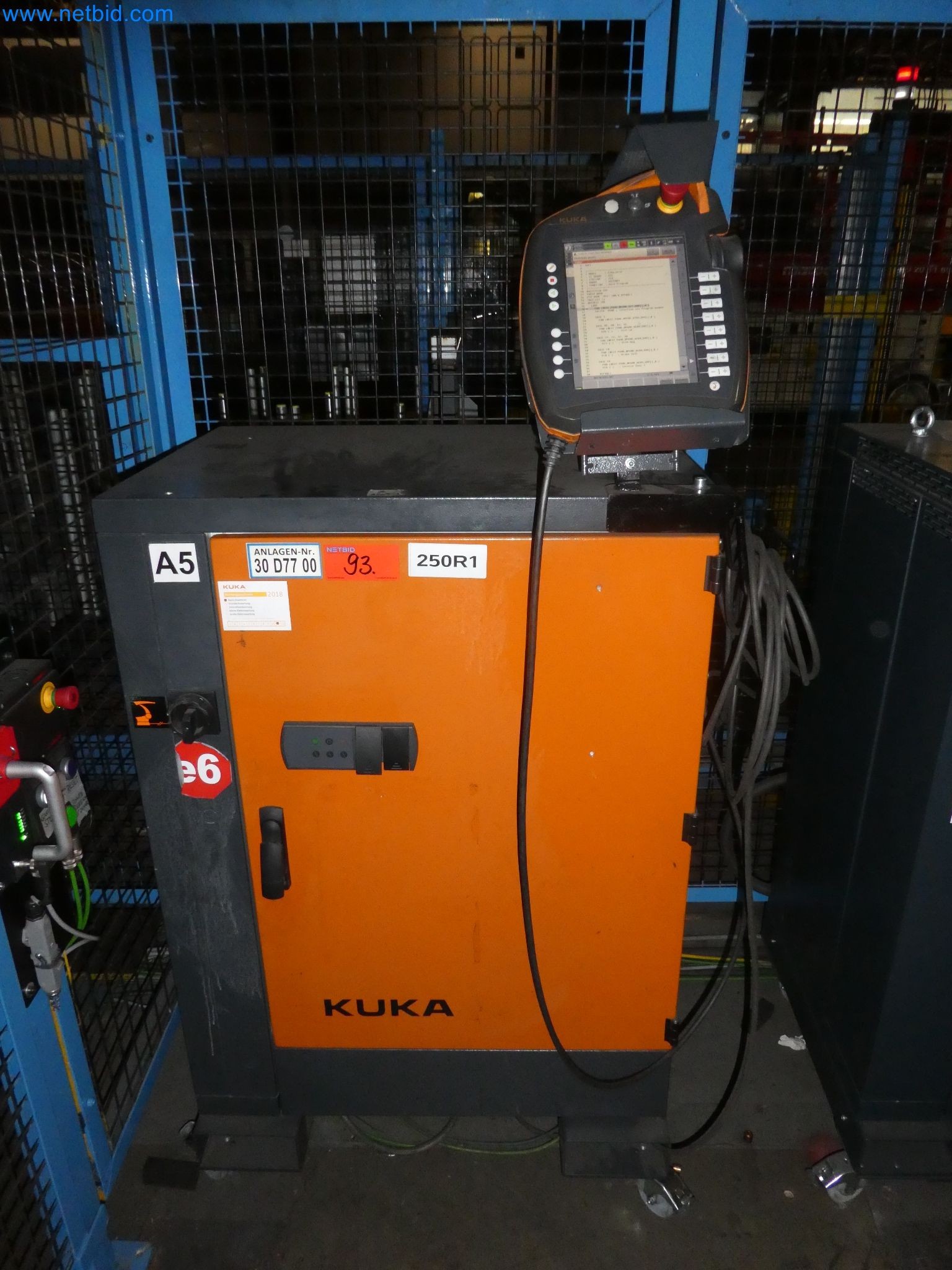 Robots, welding equipment and assembly accessories from the automotive industry-99