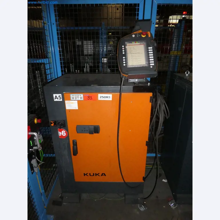 Robots, welding equipment and assembly accessories from the automotive industry-99