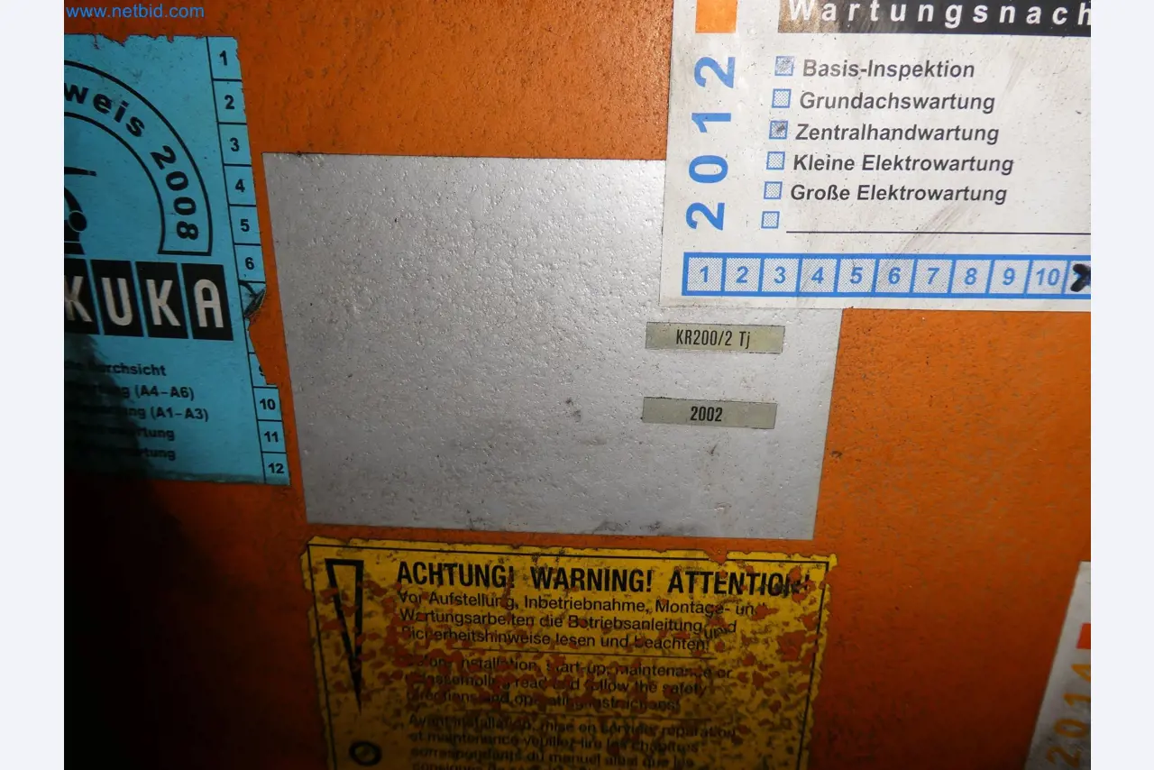 Robots, welding equipment and assembly accessories from the automotive industry-10