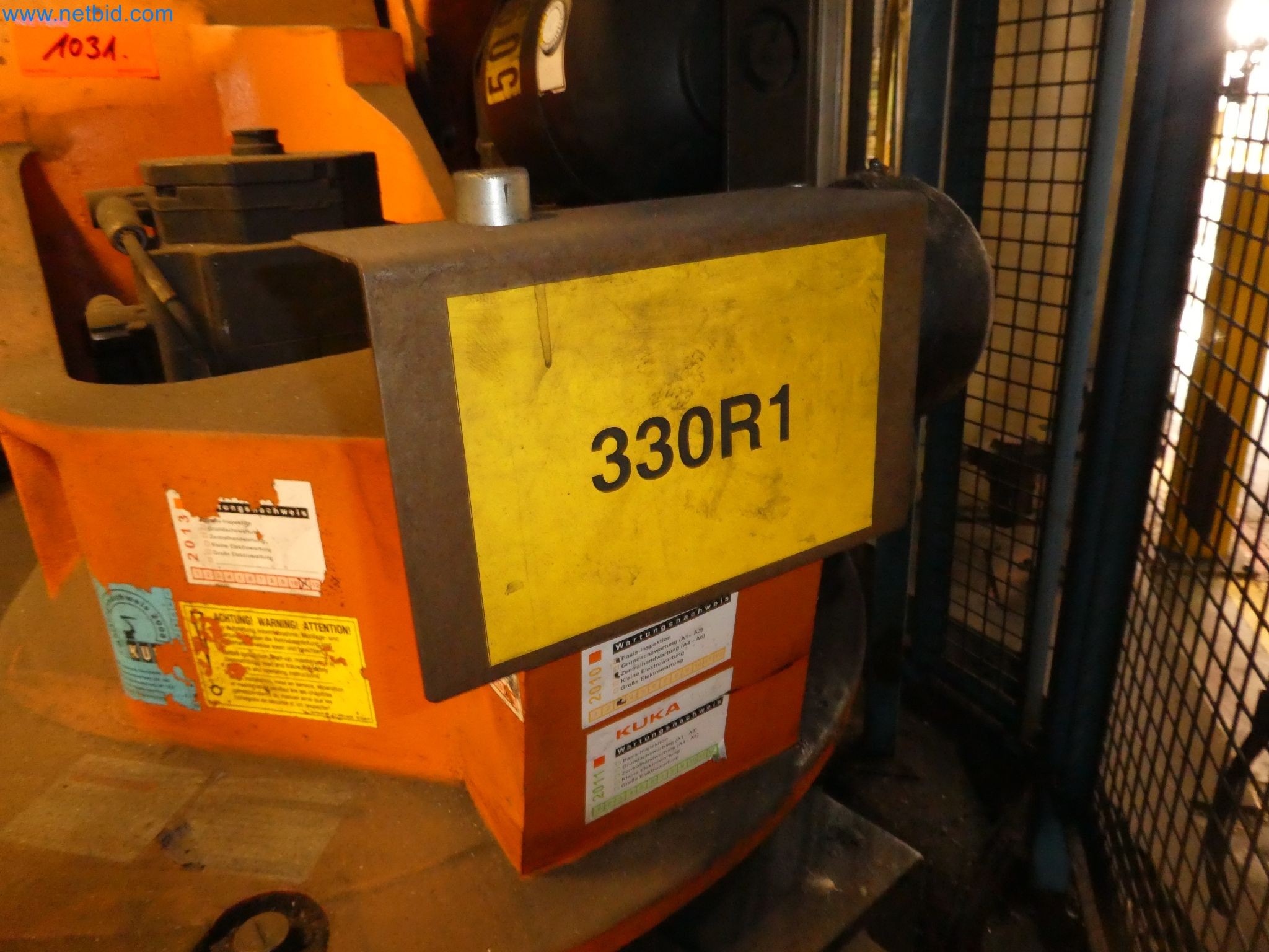 Robots, welding equipment and assembly accessories from the automotive industry-13