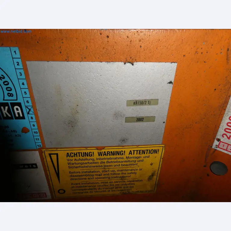 Robots, welding equipment and assembly accessories from the automotive industry-15