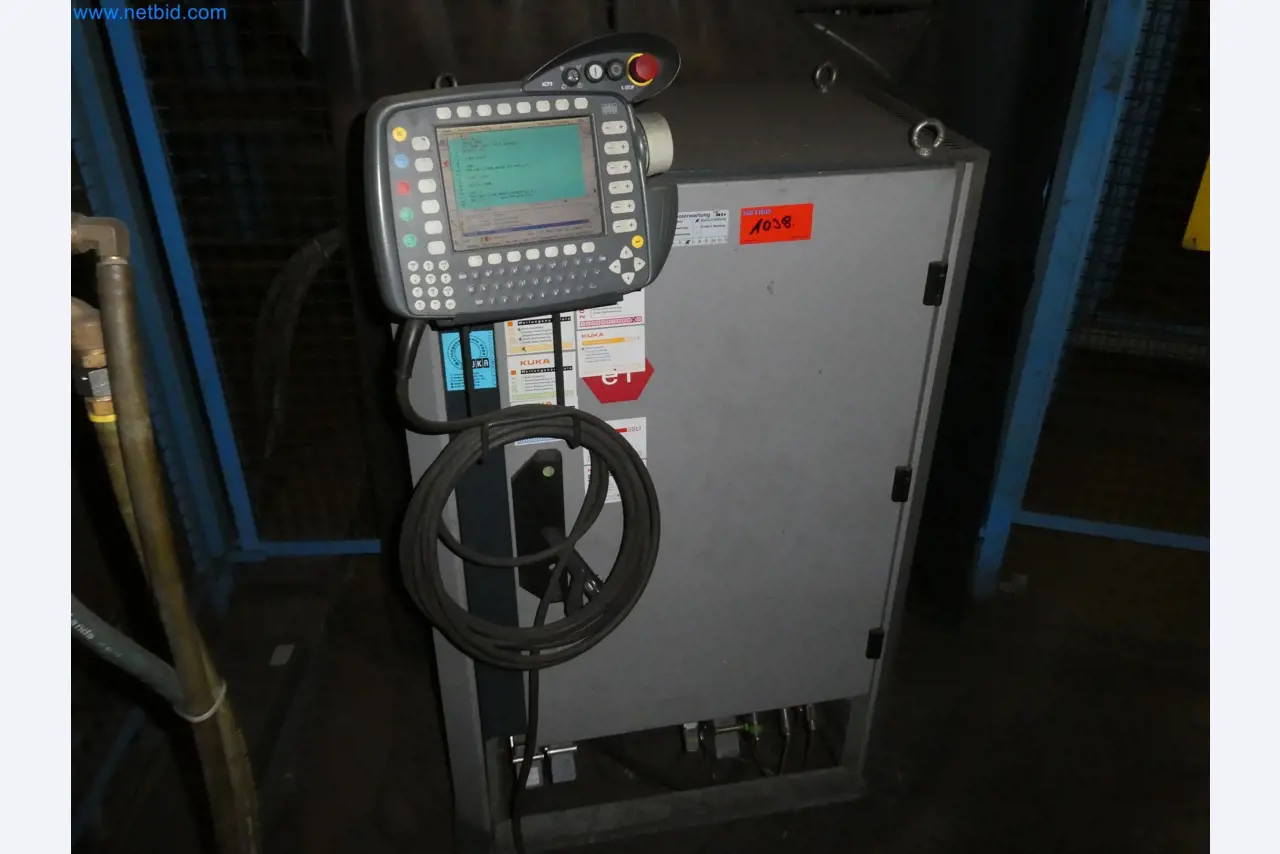 Robots, welding equipment and assembly accessories from the automotive industry-25