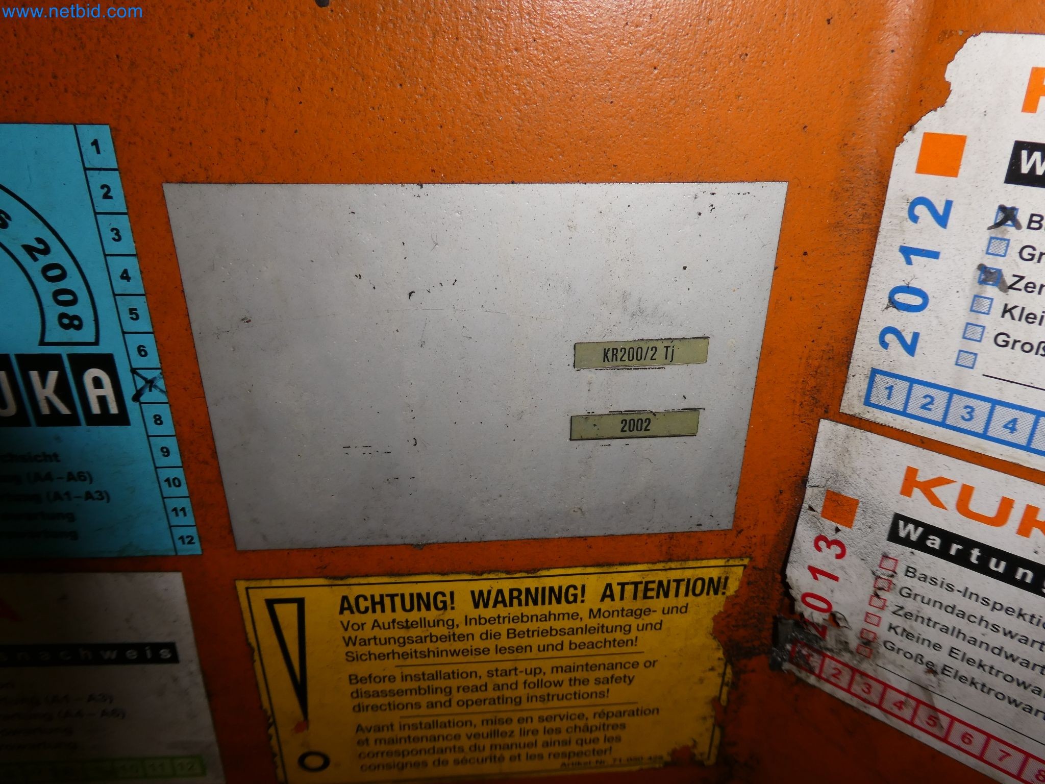 Robots, welding equipment and assembly accessories from the automotive industry-39