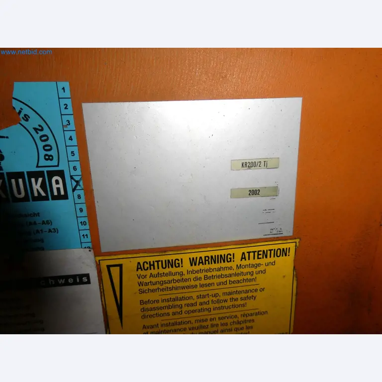 Robots, welding equipment and assembly accessories from the automotive industry-41