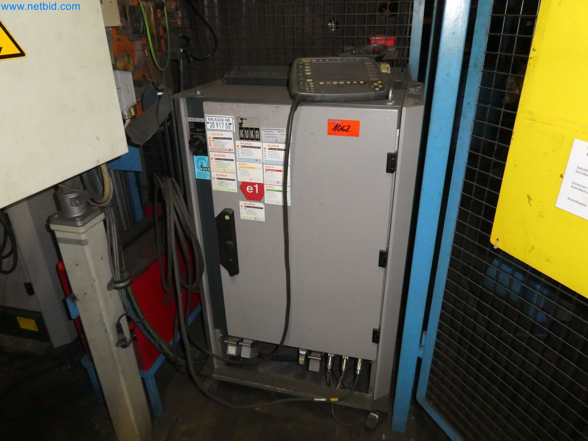 Robots, welding equipment and assembly accessories from the automotive industry-48