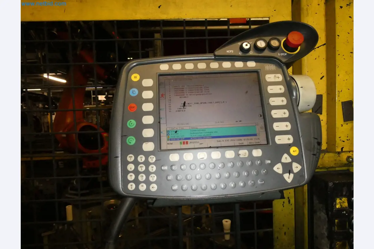 Robots, welding equipment and assembly accessories from the automotive industry-10