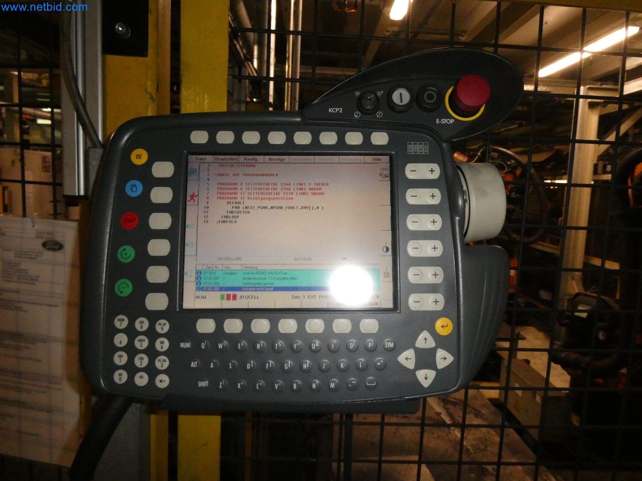 Robots, welding equipment and assembly accessories from the automotive industry-111