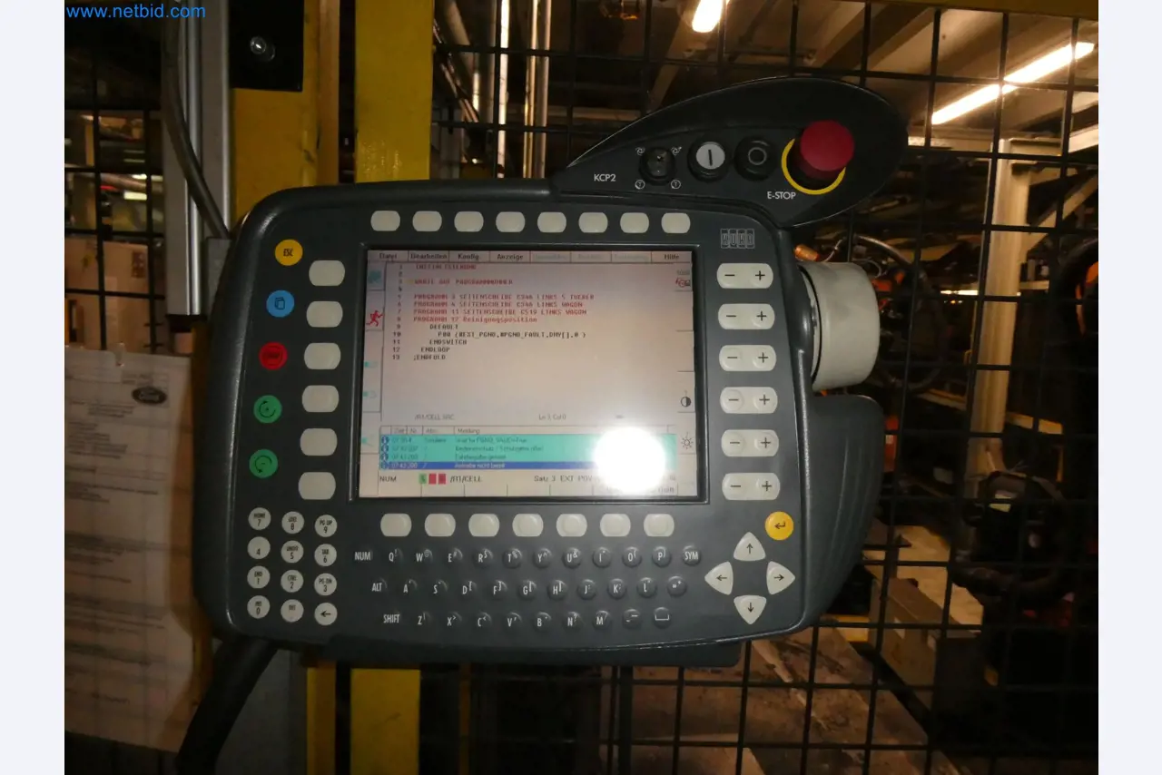 Robots, welding equipment and assembly accessories from the automotive industry-111