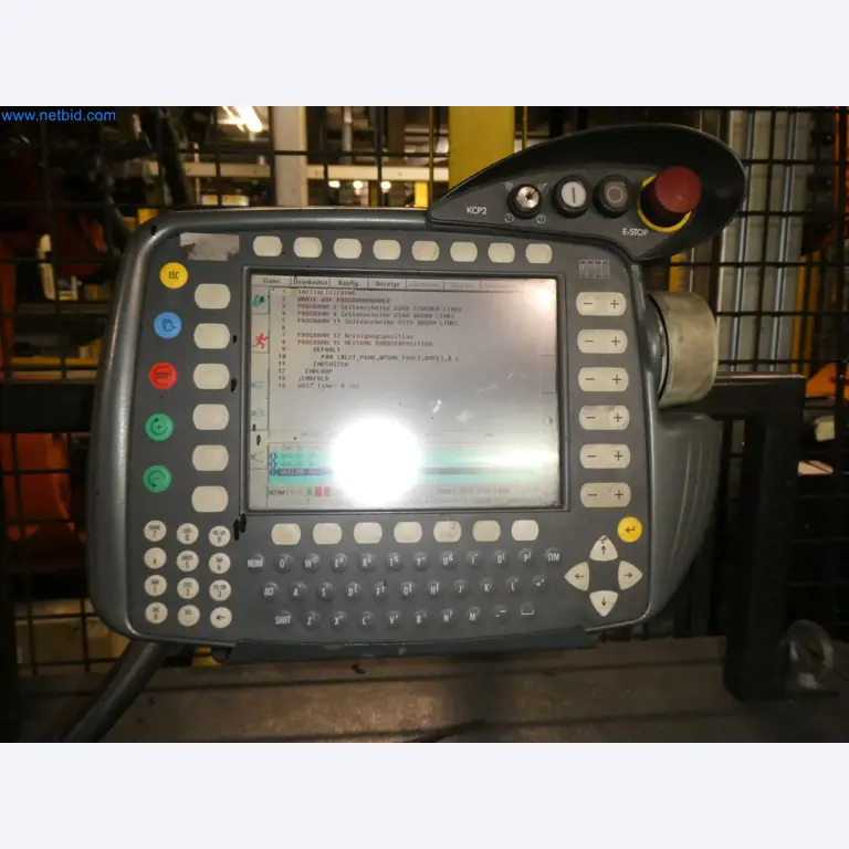 Robots, welding equipment and assembly accessories from the automotive industry-117