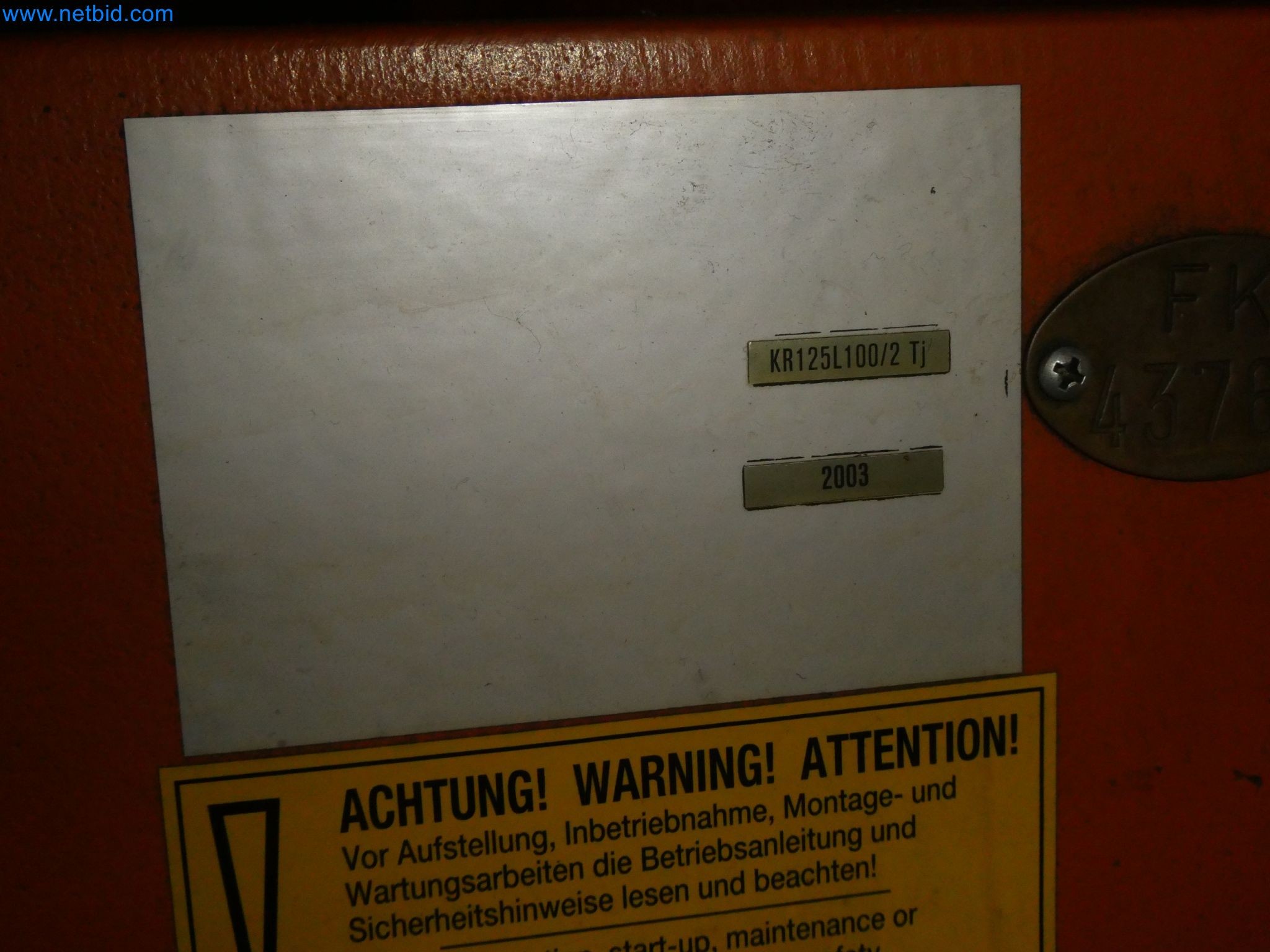 Robots, welding equipment and assembly accessories from the automotive industry-129