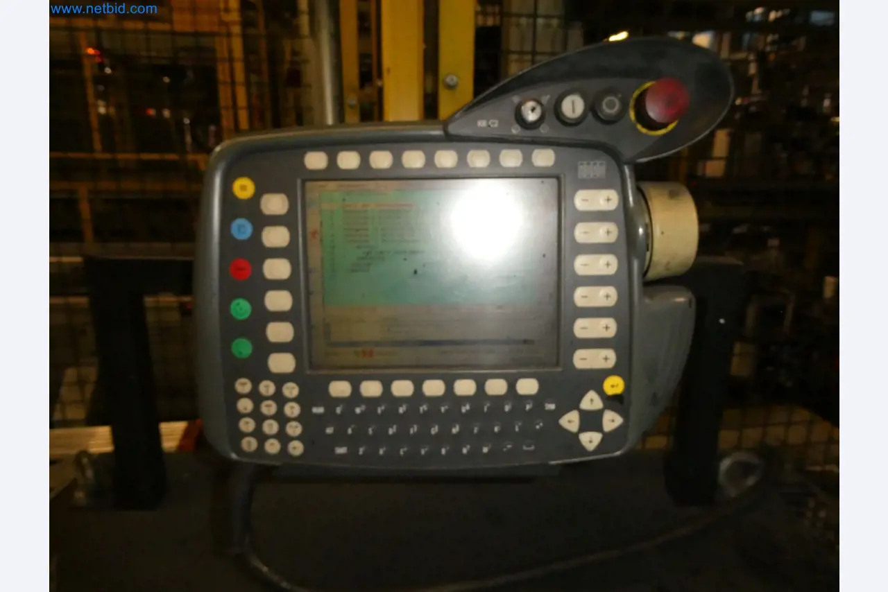 Robots, welding equipment and assembly accessories from the automotive industry-136