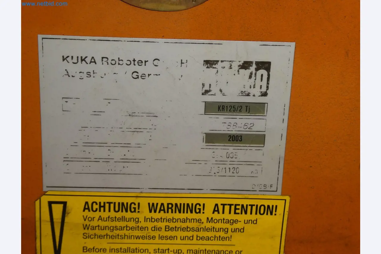 Robots, welding equipment and assembly accessories from the automotive industry-138