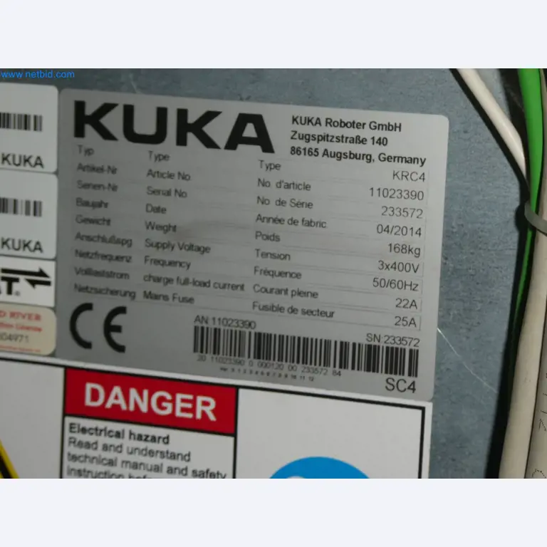 Robots, welding equipment and assembly accessories from the automotive industry-18