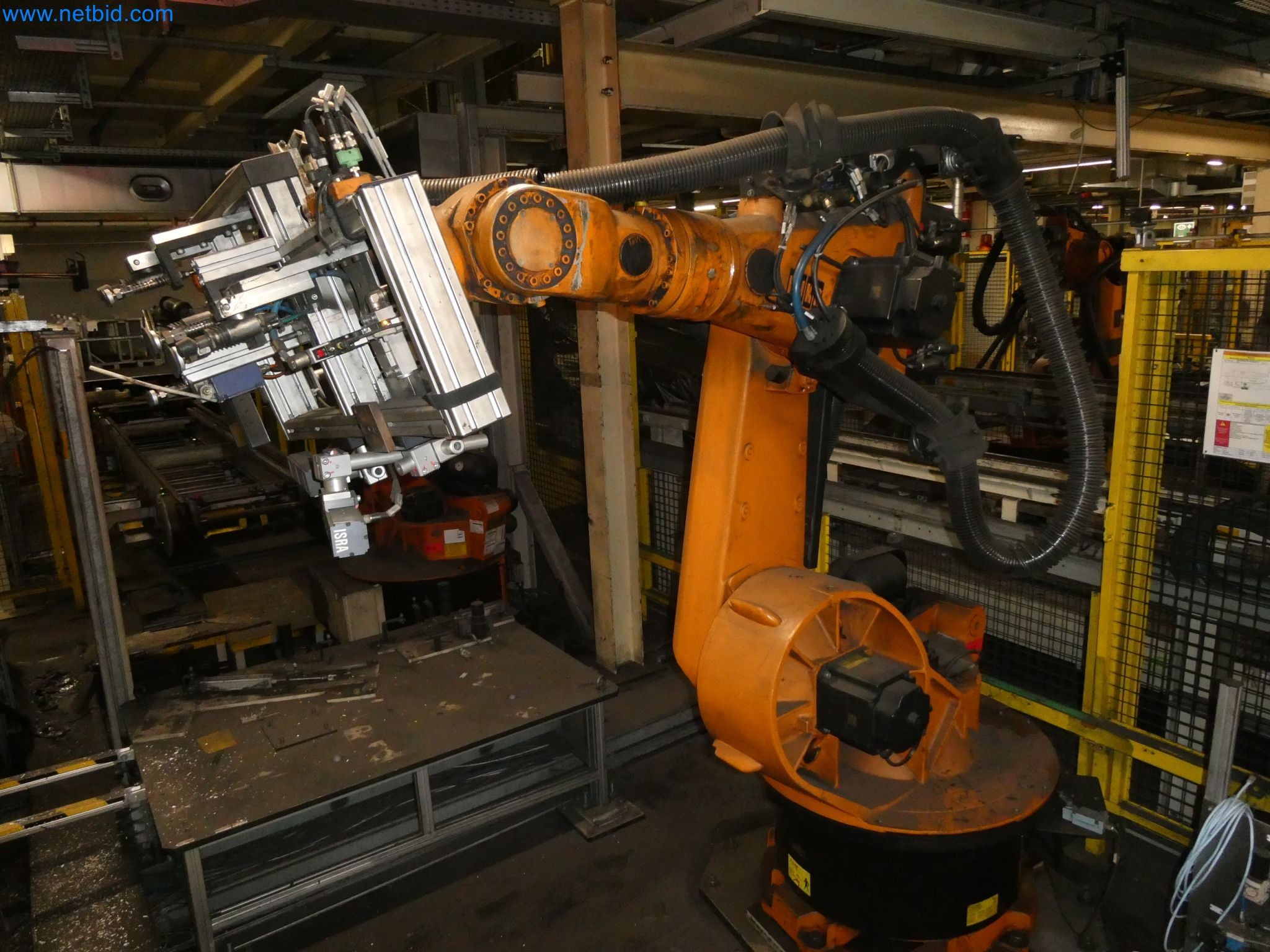 Robots, welding equipment and assembly accessories from the automotive industry-21
