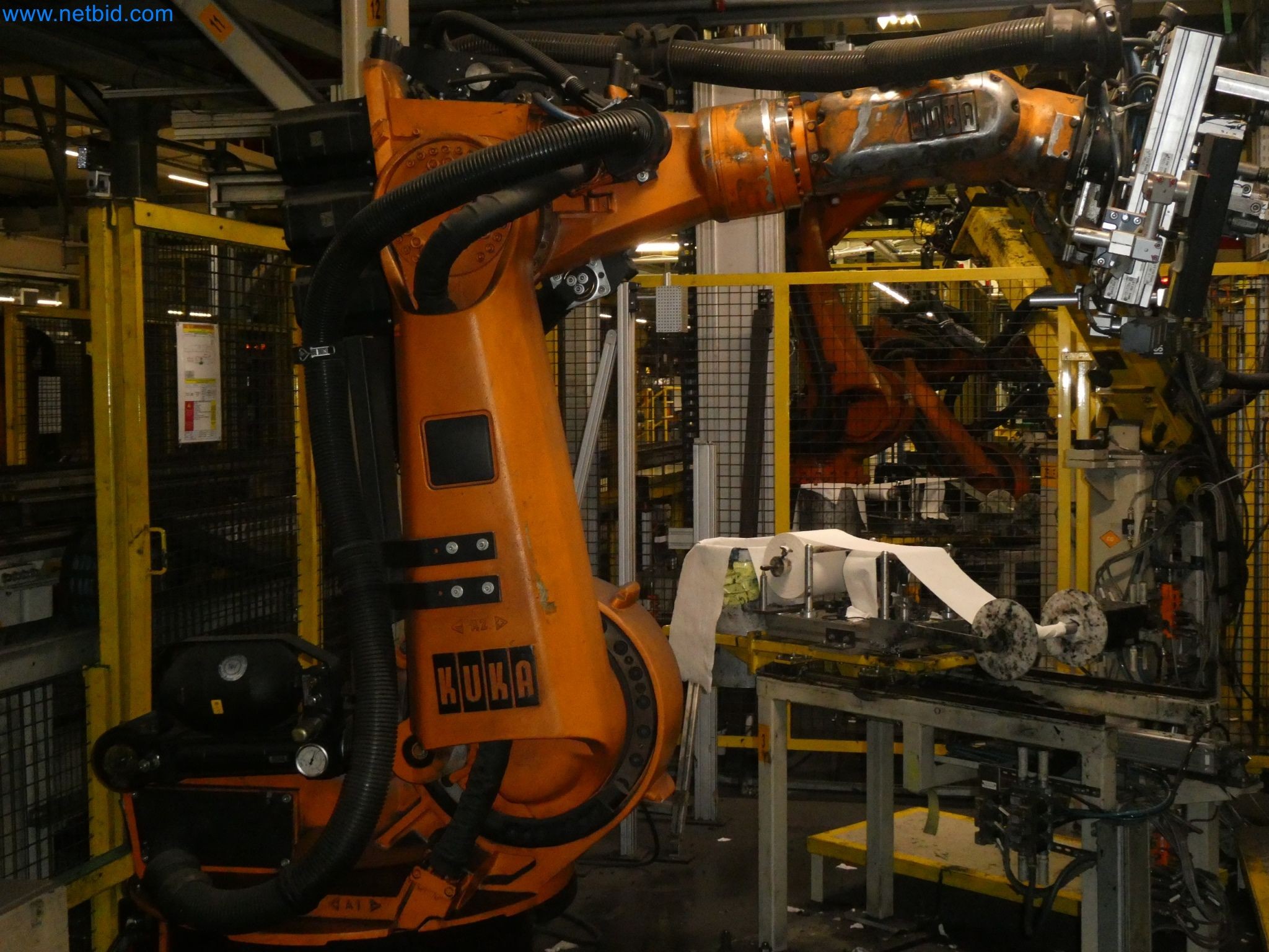 Robots, welding equipment and assembly accessories from the automotive industry-23