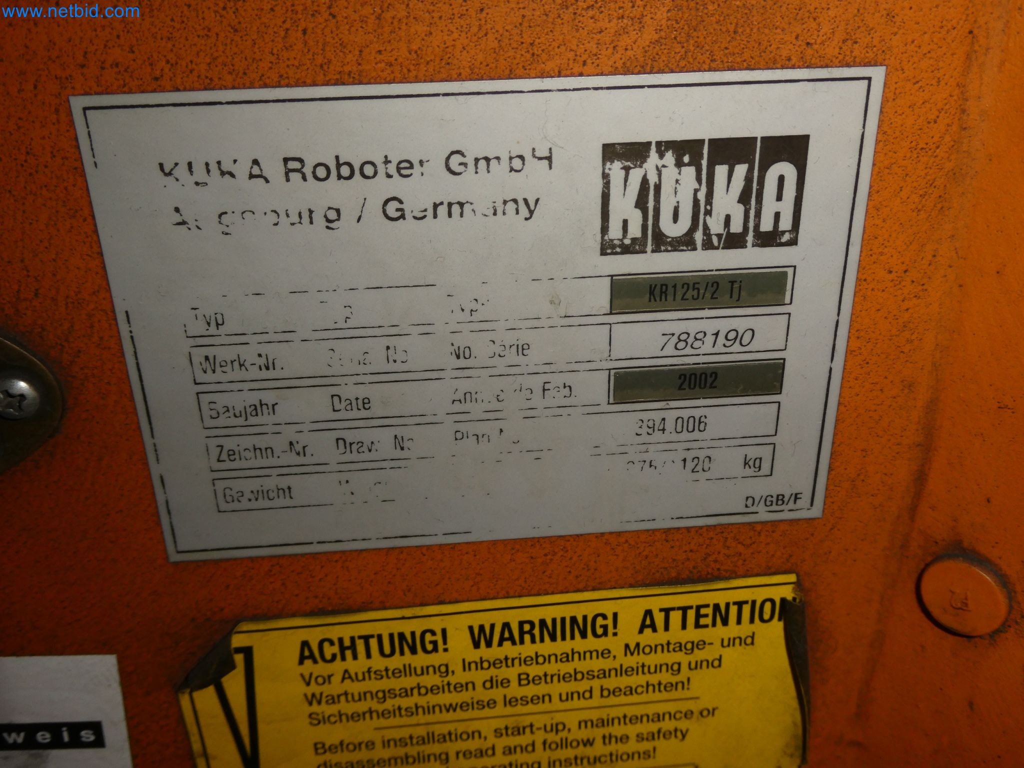 Robots, welding equipment and assembly accessories from the automotive industry-24