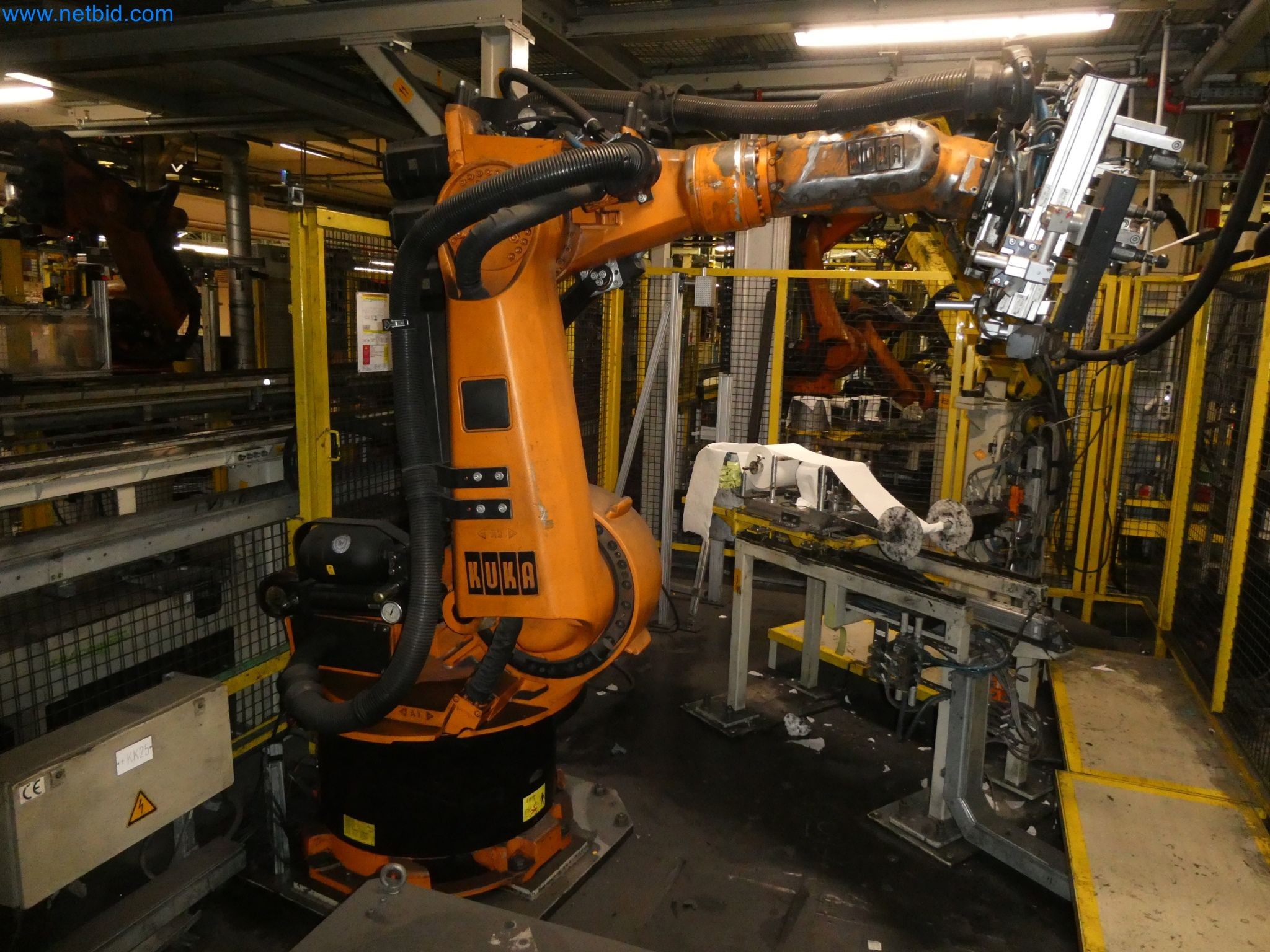 Robots, welding equipment and assembly accessories from the automotive industry-26