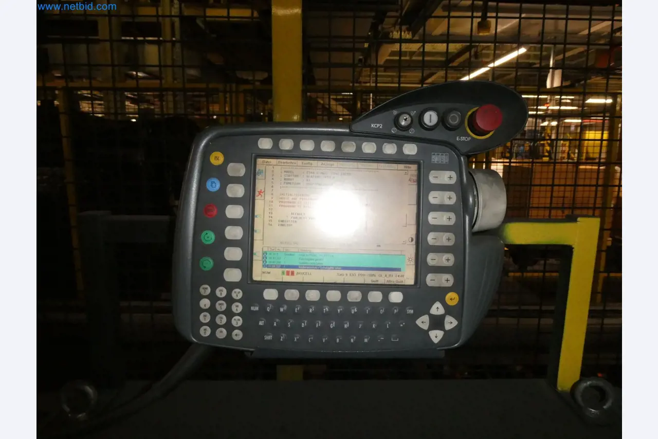 Robots, welding equipment and assembly accessories from the automotive industry-46