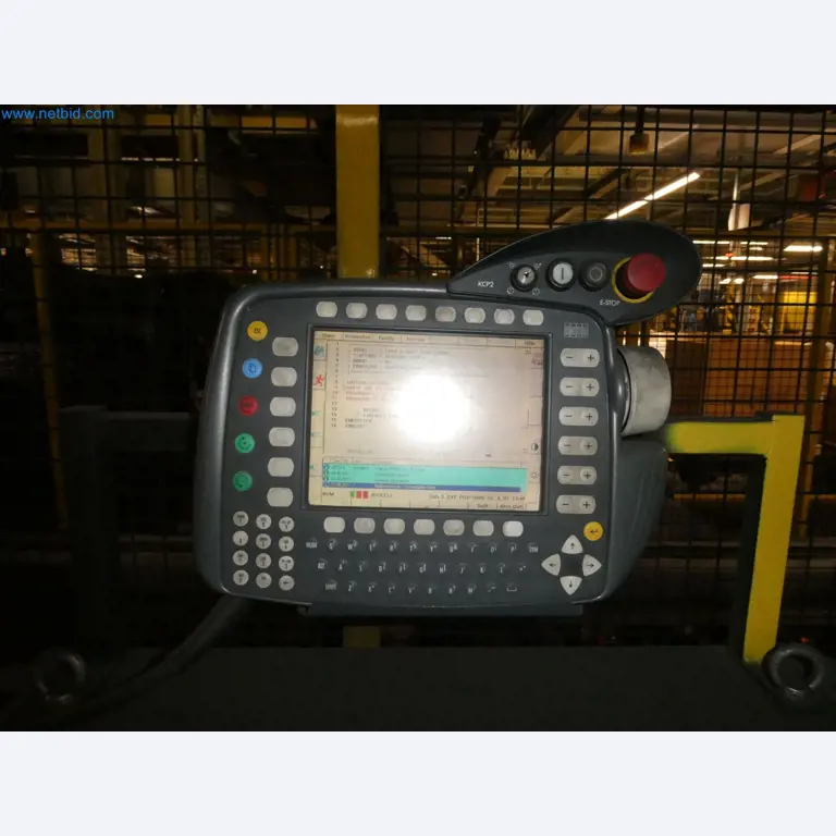 Robots, welding equipment and assembly accessories from the automotive industry-46