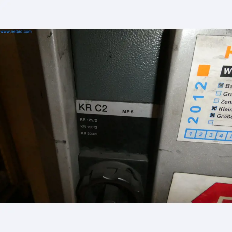 Robots, welding equipment and assembly accessories from the automotive industry-47