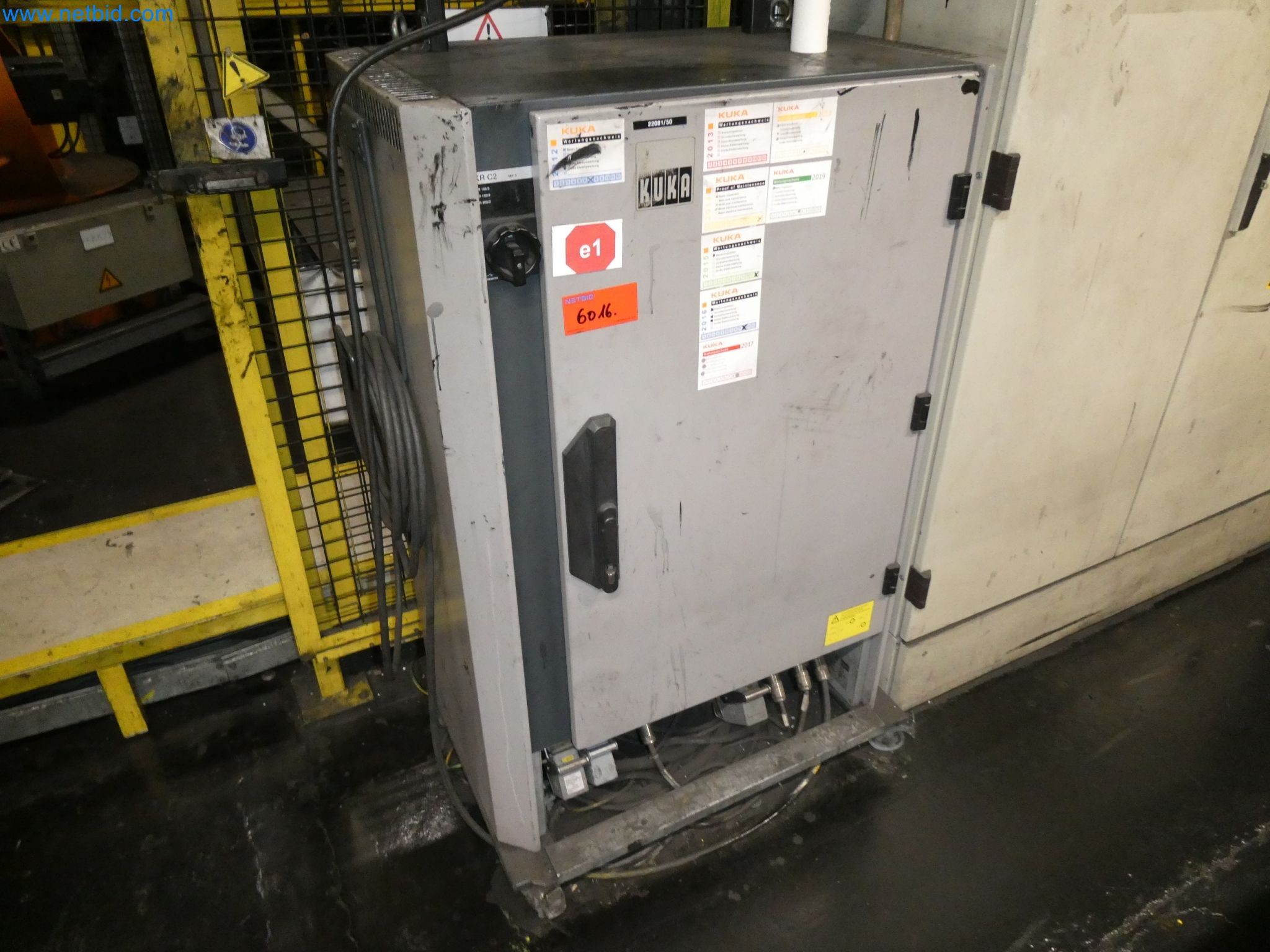 Robots, welding equipment and assembly accessories from the automotive industry-50