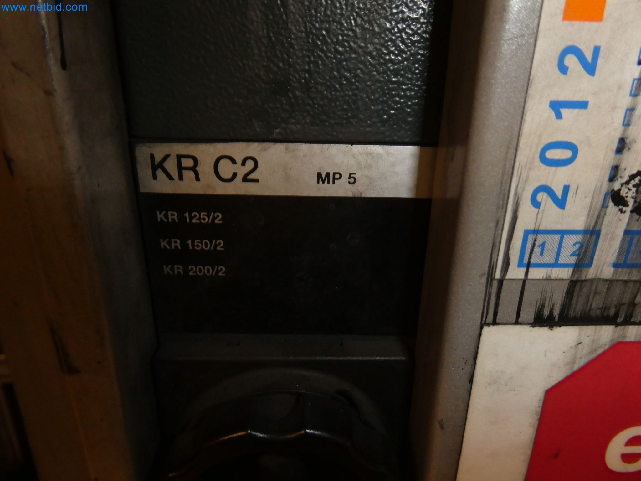 Robots, welding equipment and assembly accessories from the automotive industry-80