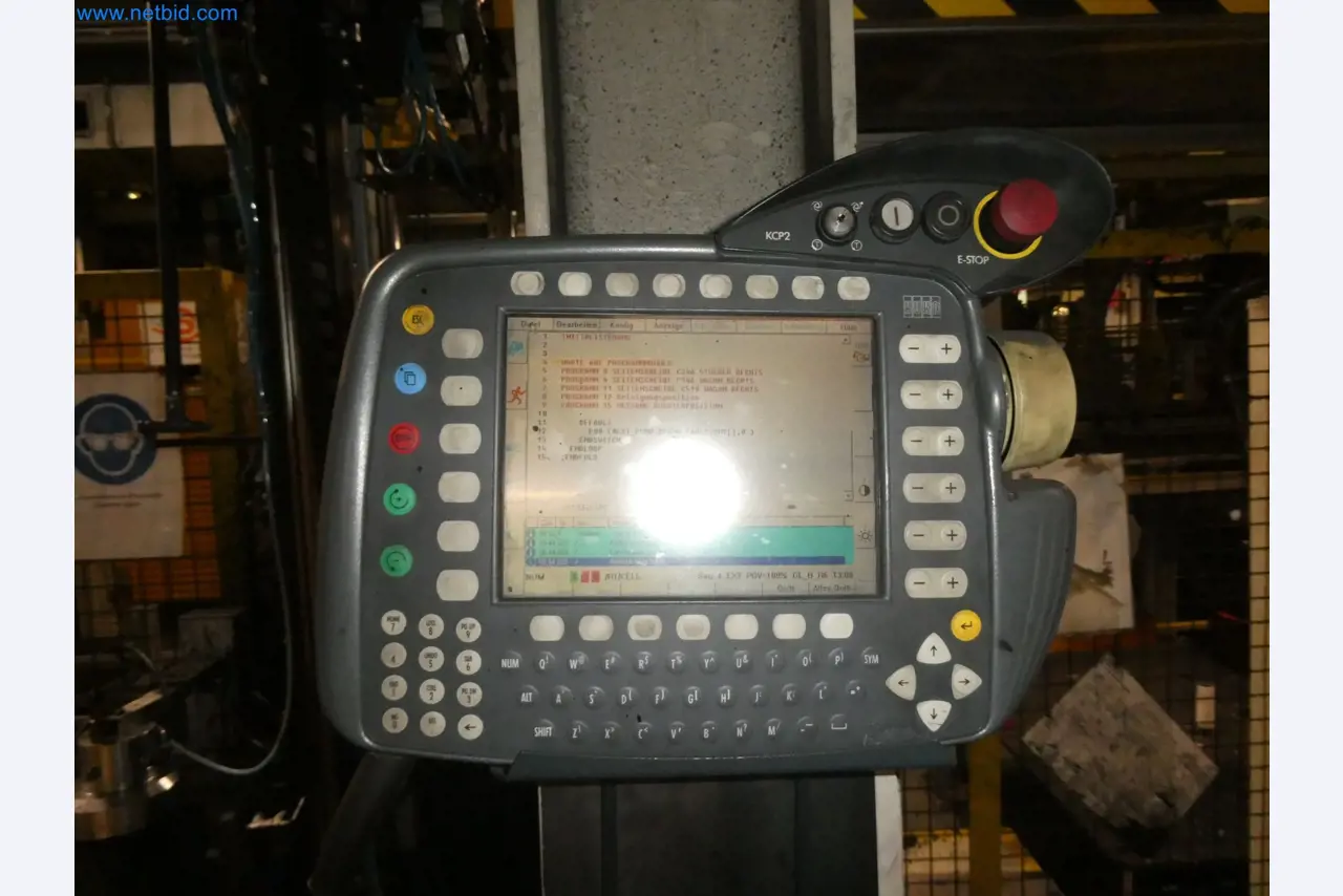 Robots, welding equipment and assembly accessories from the automotive industry-89